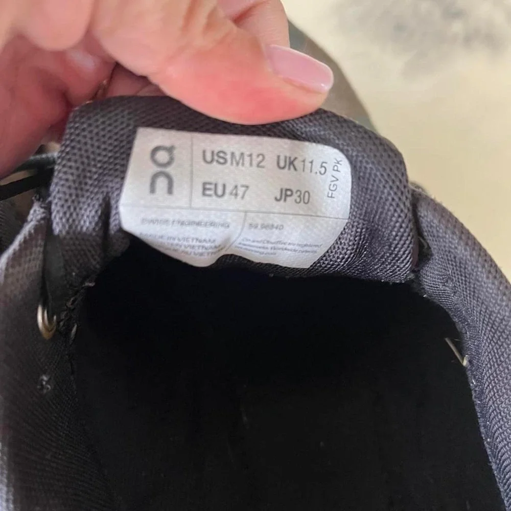 On Cloud Men's Grey Brown Running Sneakers Size 12